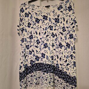Lovely blue and white J Jill knit top, XL
